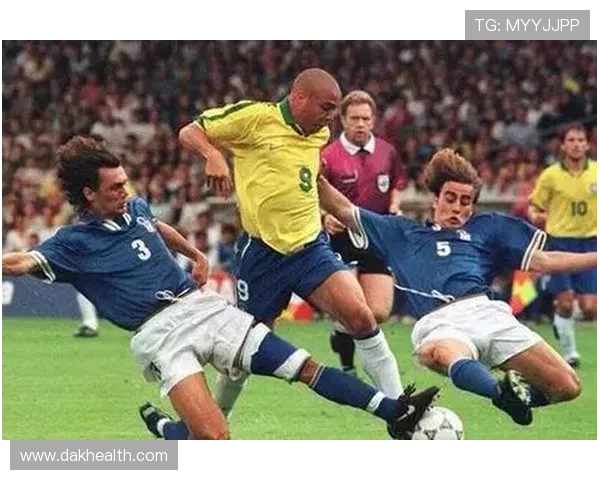 足球明星号码6的传奇故事与影响力解析