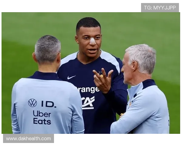 足球明星受伤搞笑瞬间集锦让你捧腹大笑的精彩视频合集