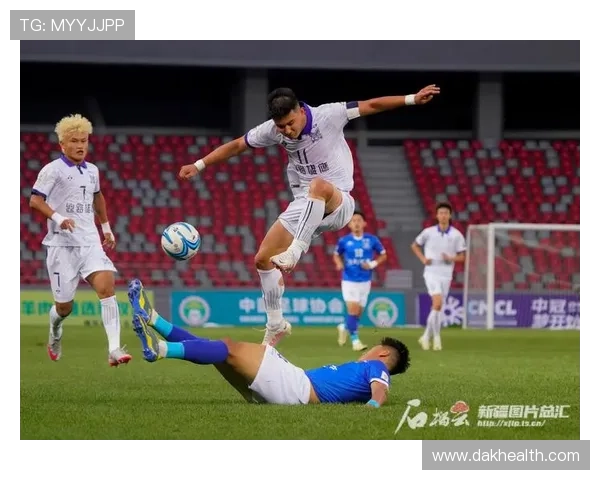 足球明星跪下技巧教学视频分享助你提升球技与场上表现